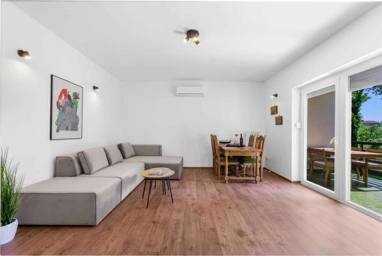 Apartments Villa Verde Novigrad  Luaran gambar